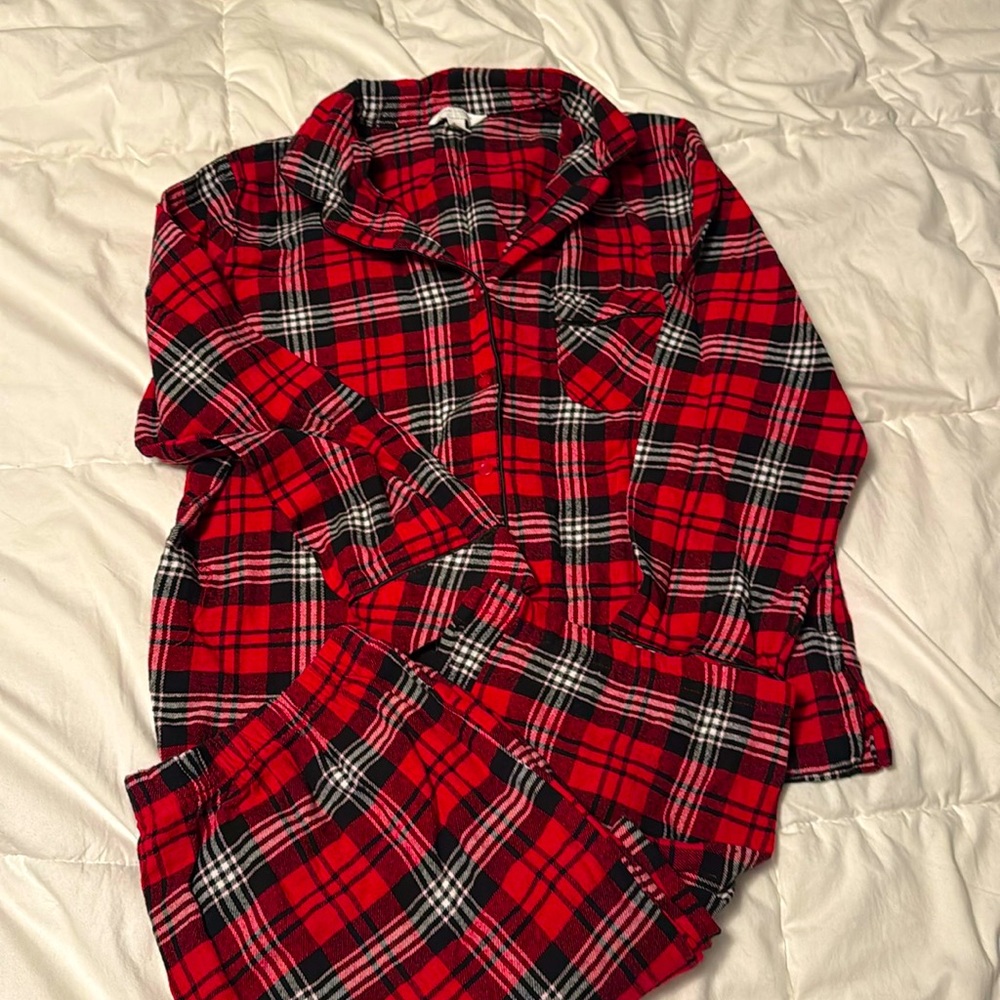 Women’s Charter Club PJ button up shirt/pant set